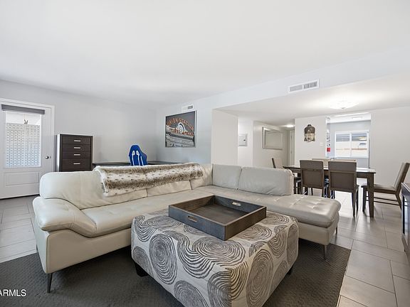 5th image of 1107 W OSBORN Road #118