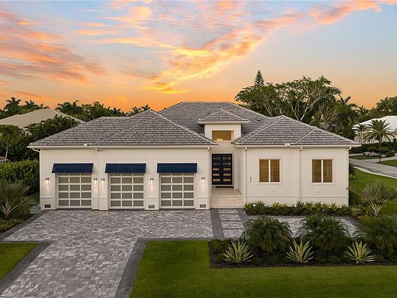 2nd image of 623 Park Shore DR