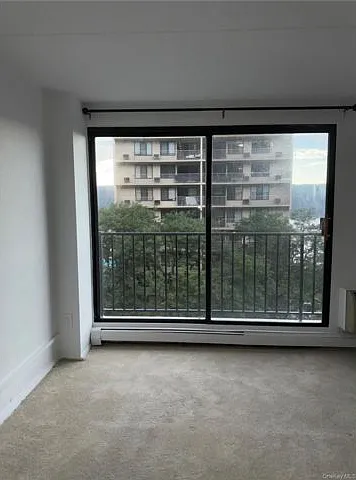 2 bed, 1.0 bath, 795 sqft, $2,550 — Photo 3