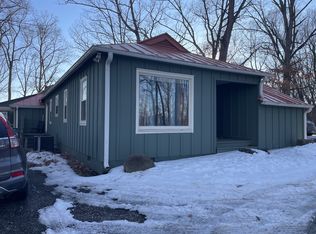 484 Dry Bridge Rd #B, Charlottesville, VA 22903