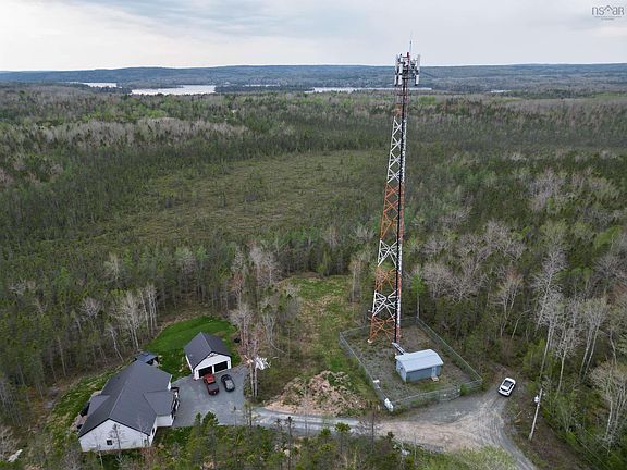 3rd image of 91 Timber Dr