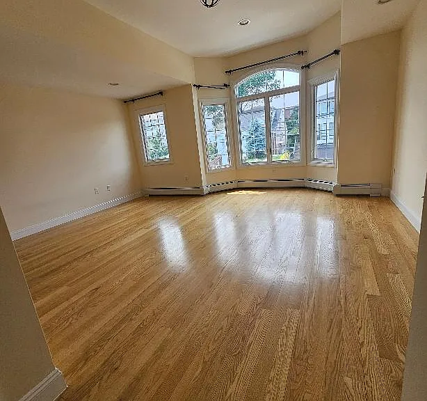 220B Glen Ave #B — Photo 8