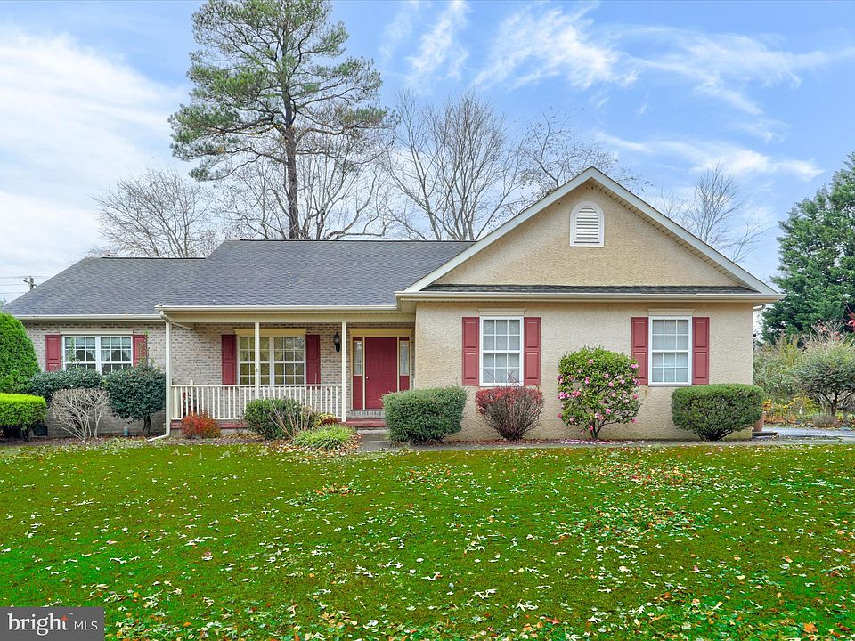 1st image of 33735 N Heron Dr
