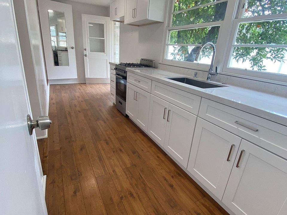1st image of 3319 Honolulu Ave