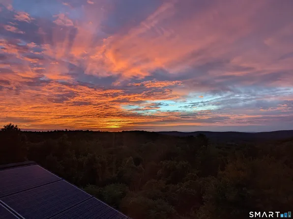 158 Westledge Road, Simsbury, CT 06092