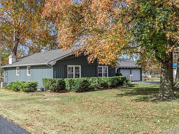 4th image of 106 Lakeview Dr