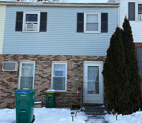 5618 Wood Ln Photo 1