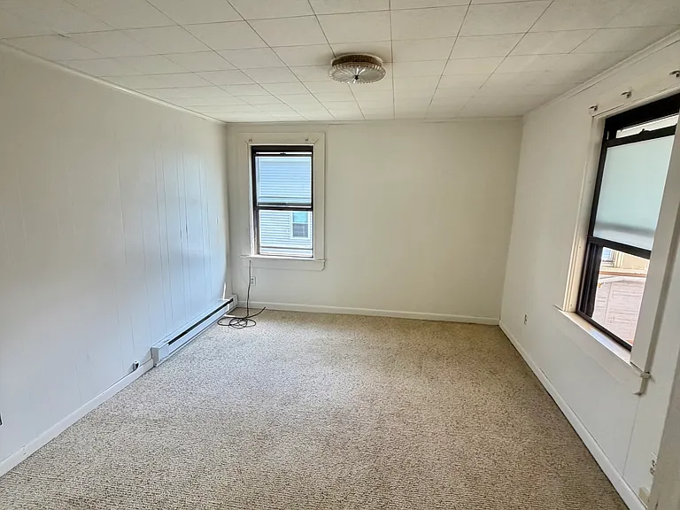 26 Wintworth St #2 — Photo 16