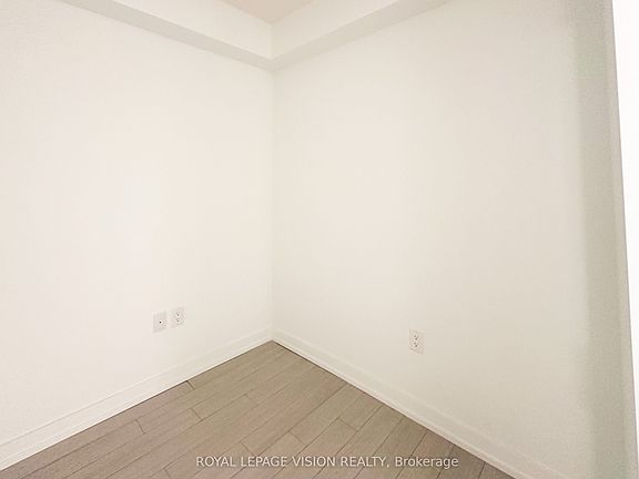 3rd image of 4010 Eglinton Ave W #1411