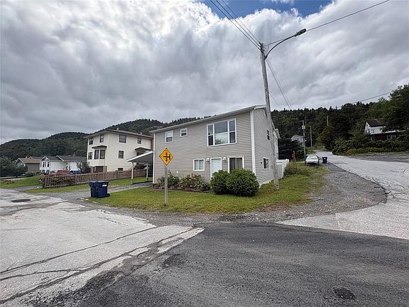 4th image of 88 Petley Street