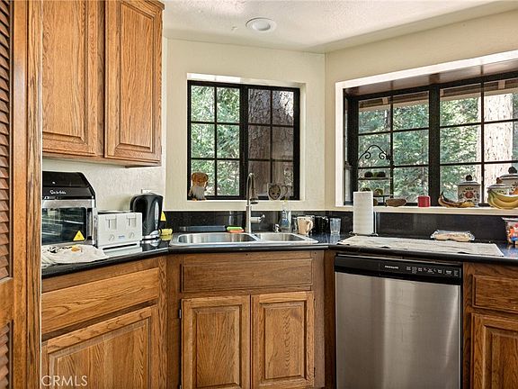 5th image of 27432 White Fir Dr