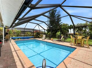 720 Meyer DR, NAPLES, FL 34120