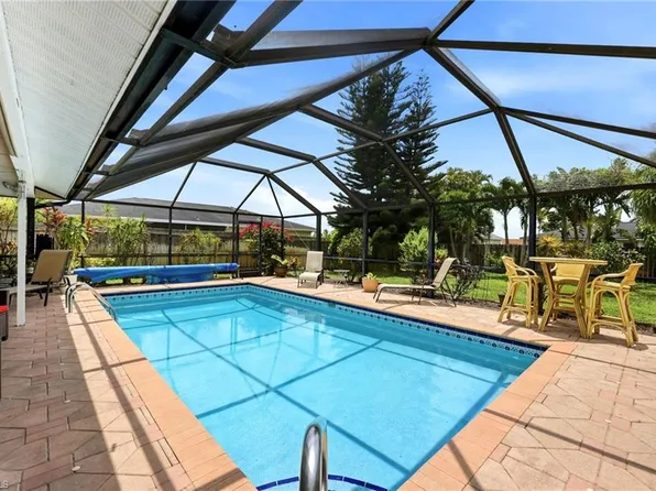 720 Meyer DR, NAPLES, FL 34120