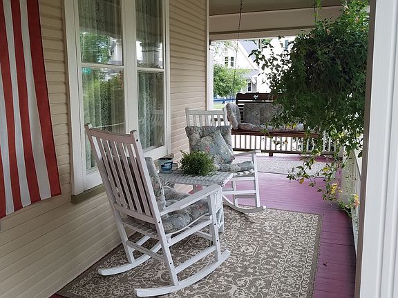 4th image of 303 Drury Ln