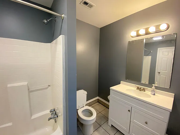 6212 N Blue Angel Pkwy — Photo 12