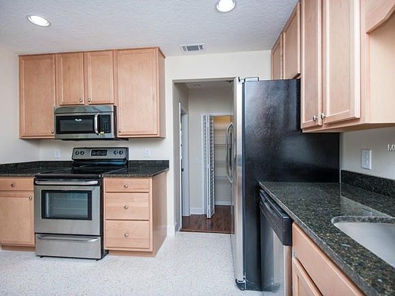 4th image of 1365 W Hartley Cir