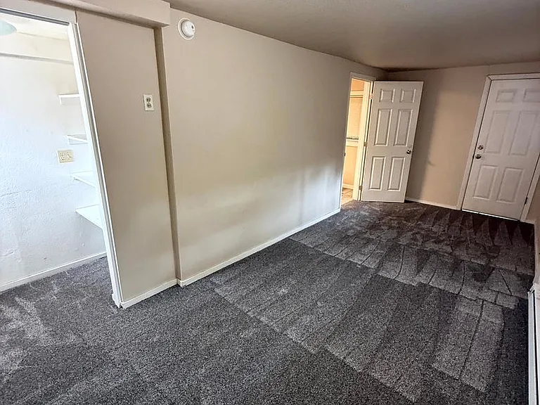 2523 Kincaid St — Photo 11