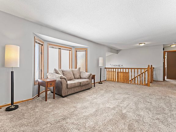 4th image of 10430 173rd Ct W
