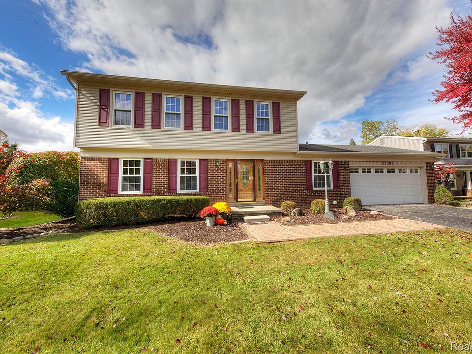 1st image of 22583 Heatherwoode Dr