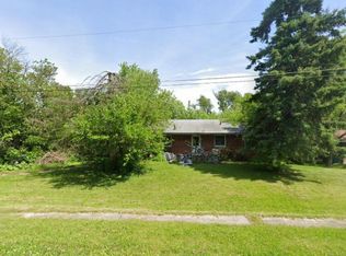 245 Pauline Dr, Valparaiso, IN 46385