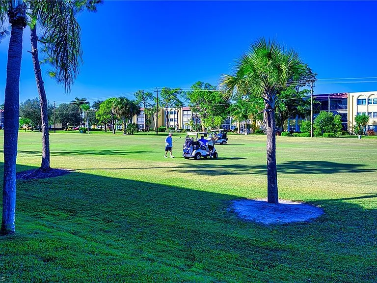 201 Quail Forest Blvd #103 — Photo 20