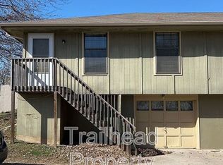 416 E Pacific Ave APT A, Independence, MO 64050