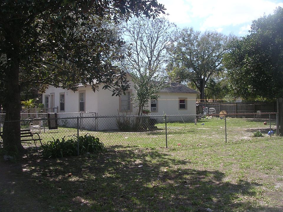 2nd image of 10208 N 17th St