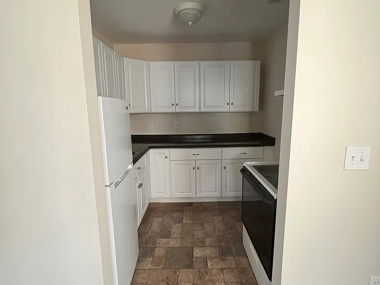 3983 Front St #4 — Photo 6