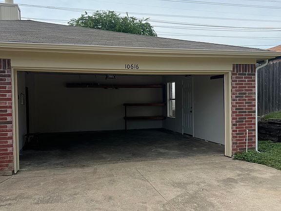 2nd image of 10616 Cobblestone Dr