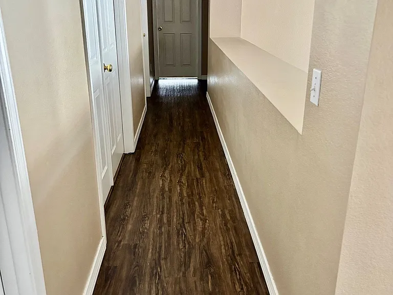 8128 W Mission Ln — Photo 14