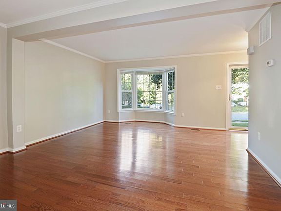3rd image of 3889 Mohr Oak Ct