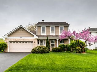 1017 Longford Rd, Bartlett, IL 60103