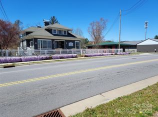 178 S Caldwell St, Brevard, NC 28712