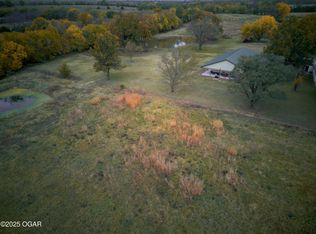 1862 10000th Rd, Oswego, KS 67356