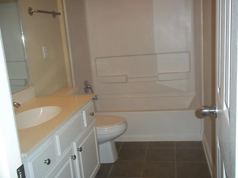 Each roommate has their own bathroom and walk in closet.