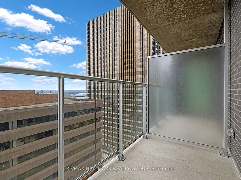 340 Queen St #1502 — Photo 9