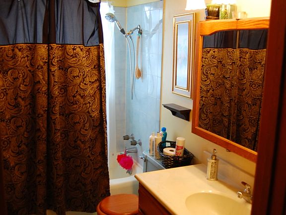 5th image of 8741 S 55th Ct