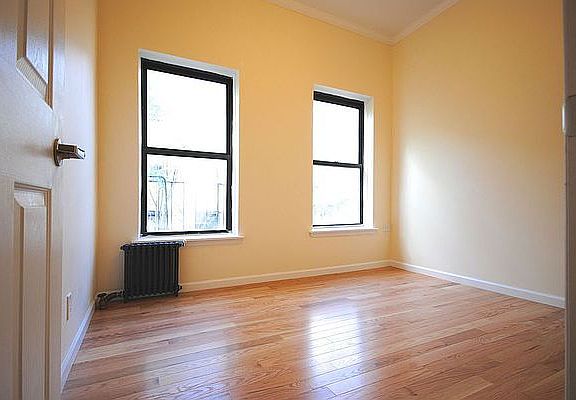 5th image of 238 E 14th St #2G