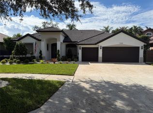 16326 Mariposa Cir N, Fort Lauderdale, FL 33331