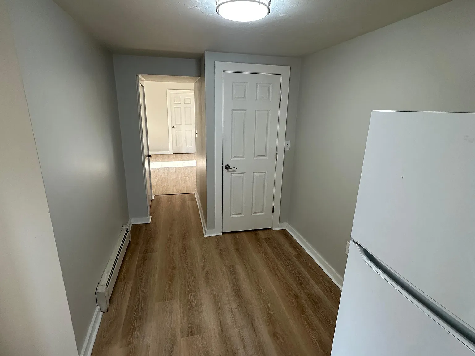 2 bed, 900 sqft, $1,800 — Photo 4