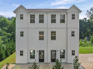 511 N Hill St #A, Dallas, NC 28034