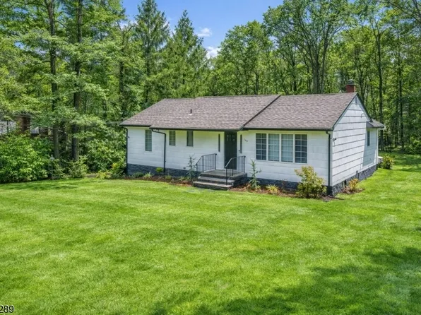 163 La Rue Rd, West Milford Twp., NJ 07435