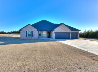 5464 Little Farms Rd, Guthrie, OK 73044