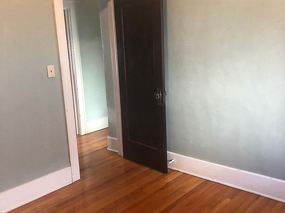 5th image of 125 Winthrop Ave Floor 2