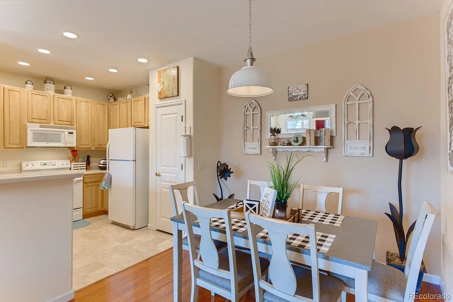 10301 W Girton Dr — Photo 4
