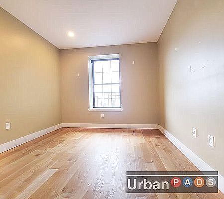 4th image of 264 Halsey St #6