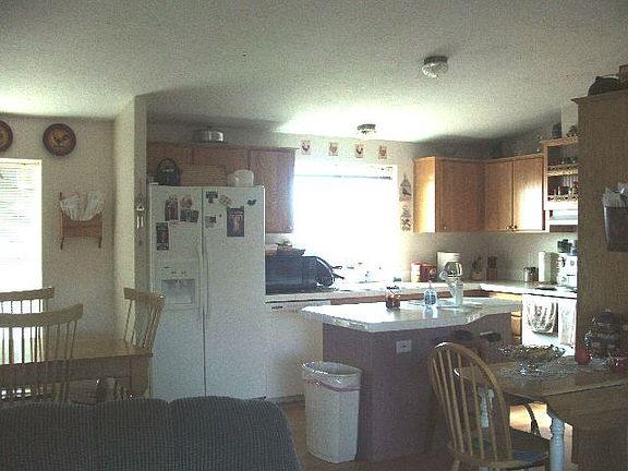 4th image of 1300 E 130 N
