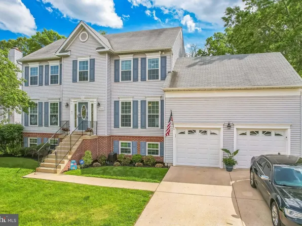 2723 Burning Oak Dr, Waldorf, MD 20601