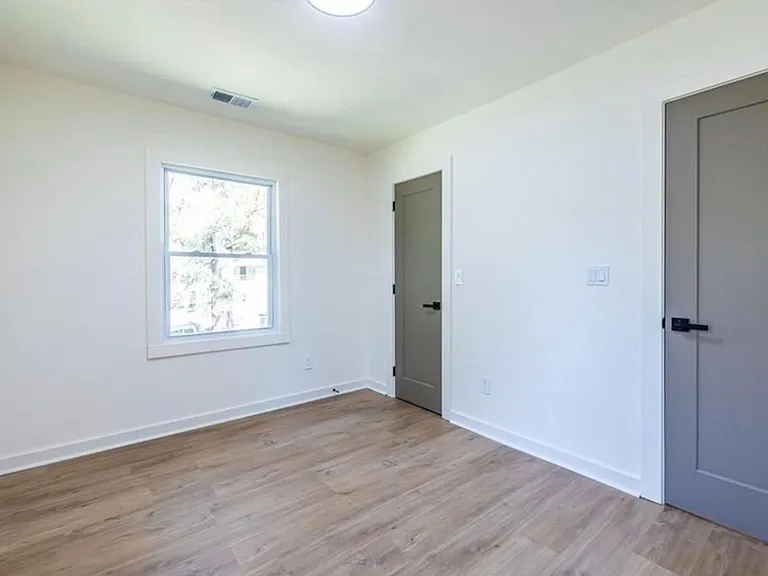 2752 Marco Dr NW — Photo 32