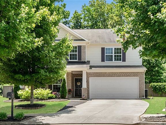 3rd image of 106 Bayberry Ct